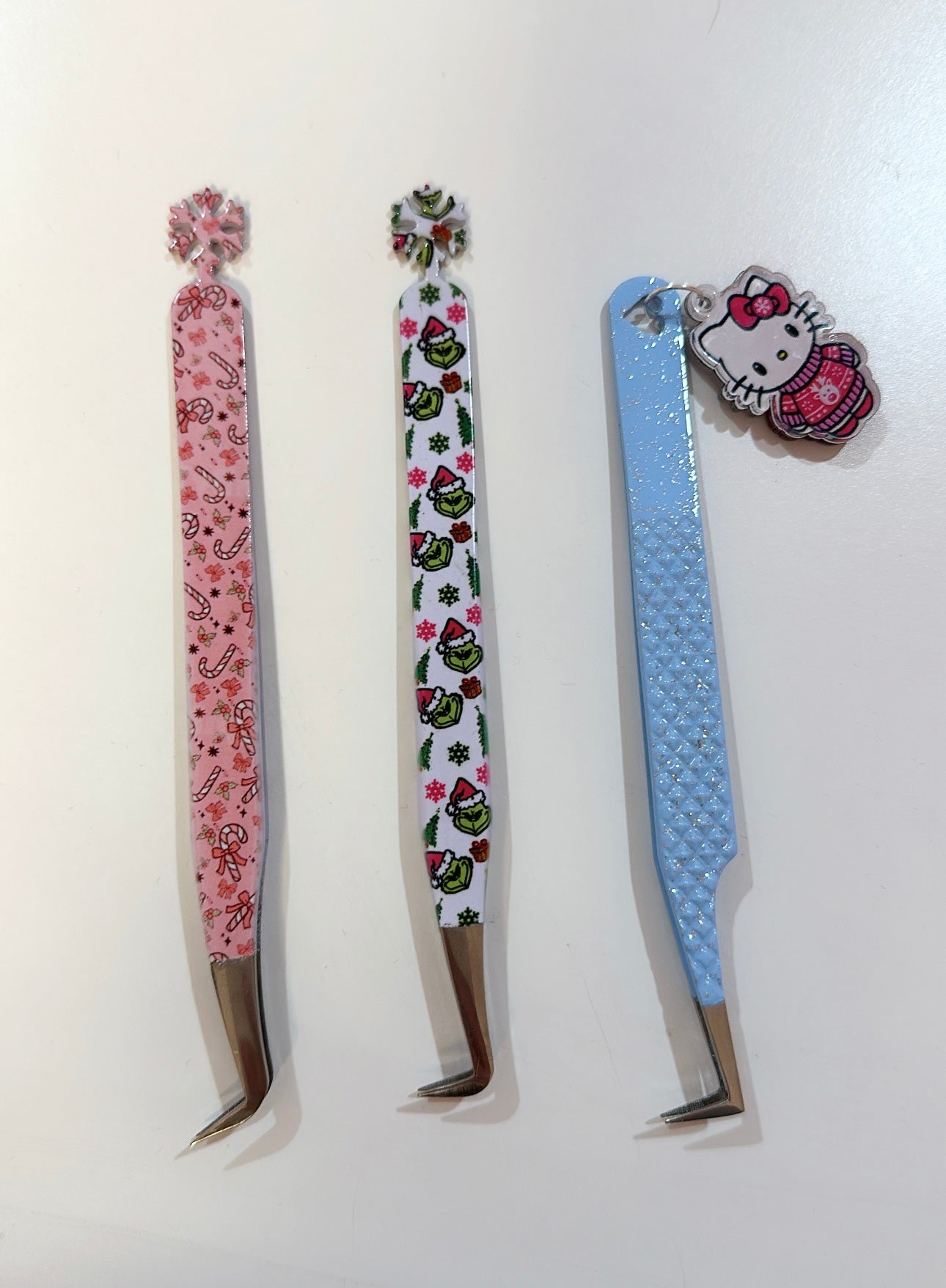 🎄Holiday tweezers🎄