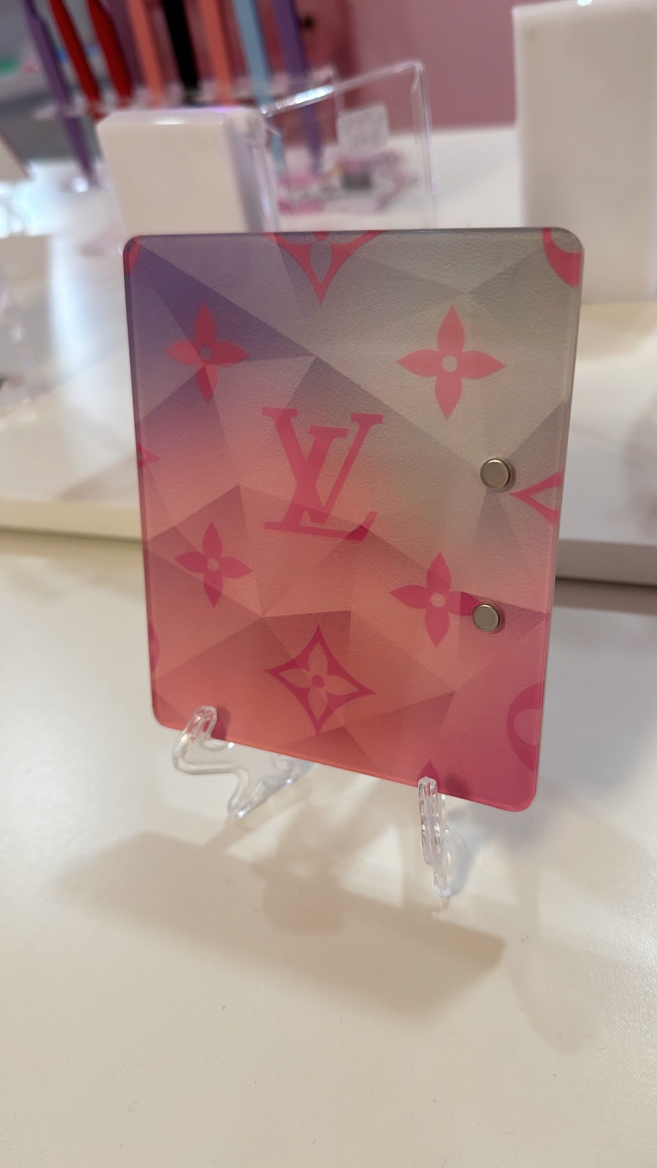 Lv inspired tile